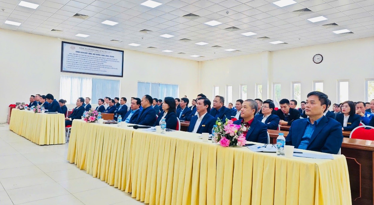 HỘI NGHỊ TỔNG KẾT CÔNG TÁC SXKD NĂM 2025, PHƯƠNG HƯỚNG NHIỆM VỤ NĂM 2026; HỘI NGHỊ NGƯỜI LAO ĐỘNG NĂM 2026; TỔNG KẾT CÔNG TÁC TĐKT NĂM 2025, PHÁT ĐỘNG PHONG TRÀO THI ĐUA NĂM 2026.